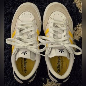 Men's Adidas White and Yellow Sneakers with Suede Finish